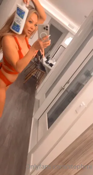 Stephmi Orange Bikini Lotion Rub OnlyFans Video Leaked
