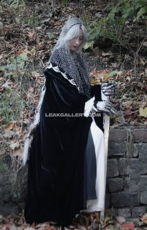 Styrlingelf Medieval Hooded Cloak Pose OnlyFans Photo Leaked
