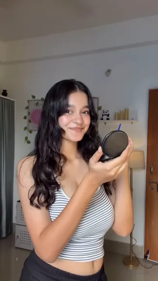 Subhasly Striped Top Makeup Prep OnlyFans Video Leaked