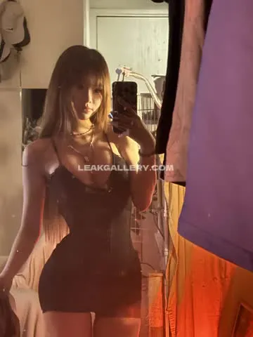 Subtoiris Black Bodysuit Selfie OnlyFans Photo Leaked