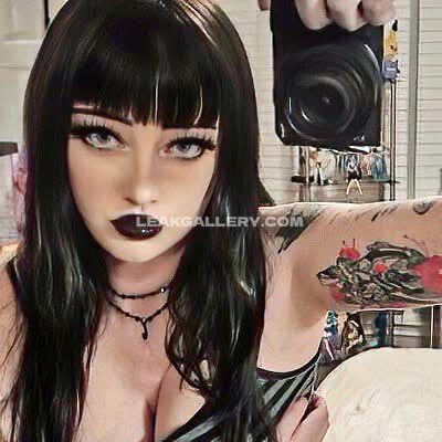 Sugarf4iry Black Lipstick Gaze OnlyFans Photo Leaked