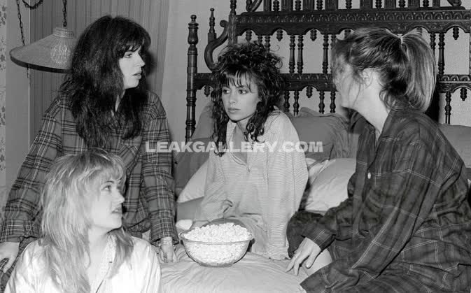 Susannahoffsofficial / susanna_hoffs_of_the_bangles Exclusive Leaked Nude OnlyFans #12838012