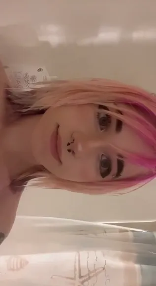 Sushiflavoredmilk Topless Shower Tease OnlyFans Video Leaked