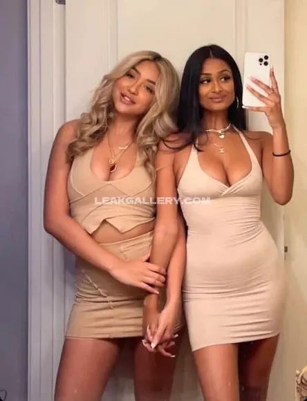 Swathi Tight Beige Dress Pose OnlyFans Photo Leaked
