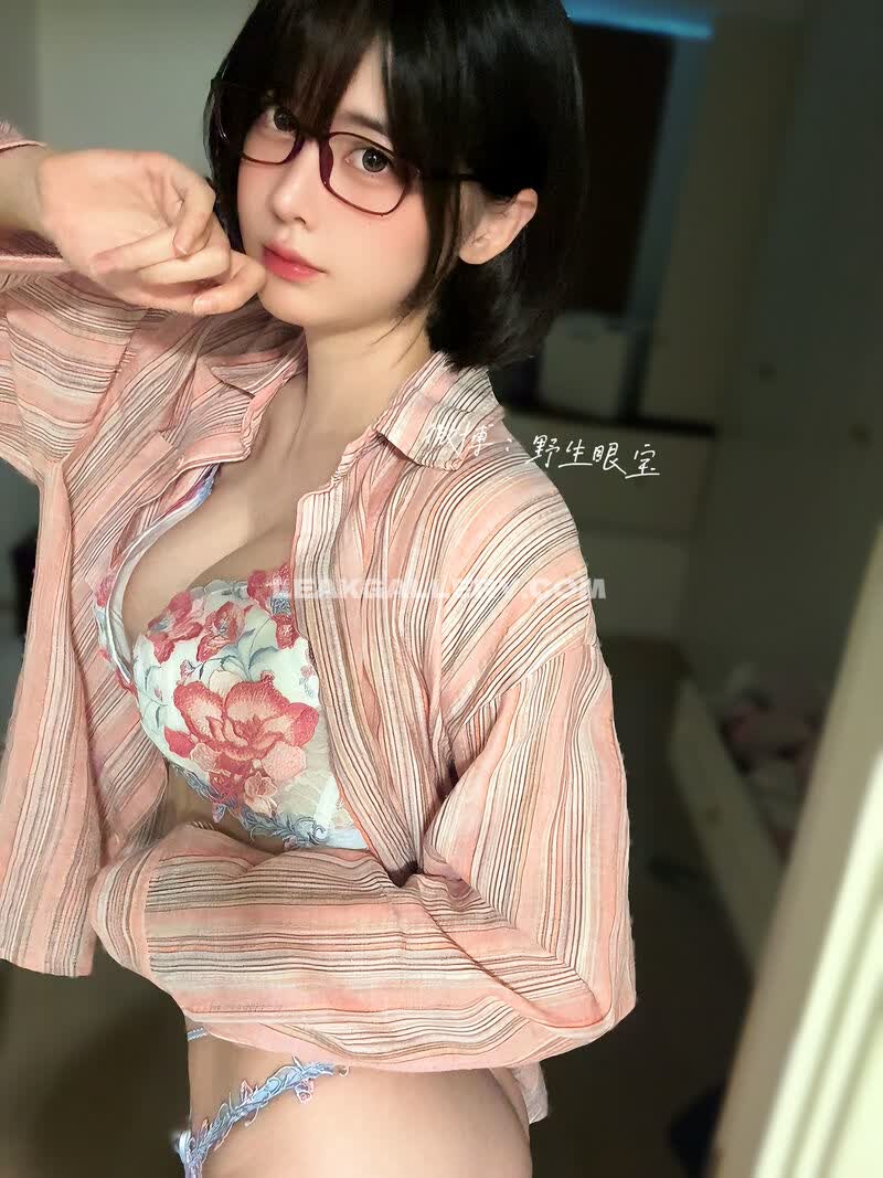 Sxeyes__ Exclusive Leaked Nude OnlyFans #12978972