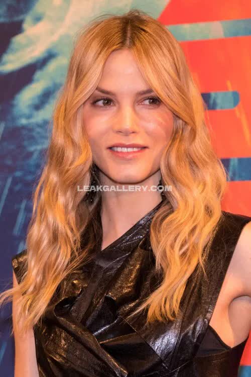 Sylvia_hoeks ภาพหลุดนู้ด OnlyFans สุดเอ็กซ์คลูซีฟ #15507629