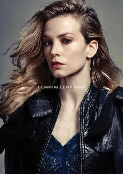 Sylvia_hoeks Leather Jacket Tease OnlyFans Photo Leaked