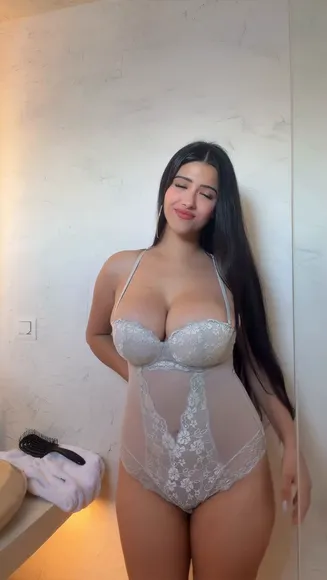 Tabithalookofsky Lace Bodysuit Tease OnlyFans Video Leaked