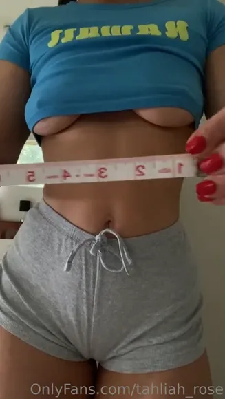 Tahliah_rose Measuring Her Tiny Waist OnlyFans Video Leaked