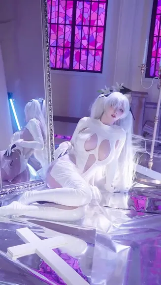 Takomayuyi White Bodysuit Tease OnlyFans Video Leaked