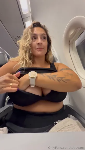 Tatievans Topless Tit Play OnlyFans Video Leaked