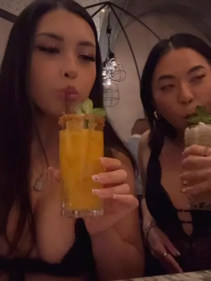 Taybby Cocktail Sipping Tease OnlyFans Video Leaked