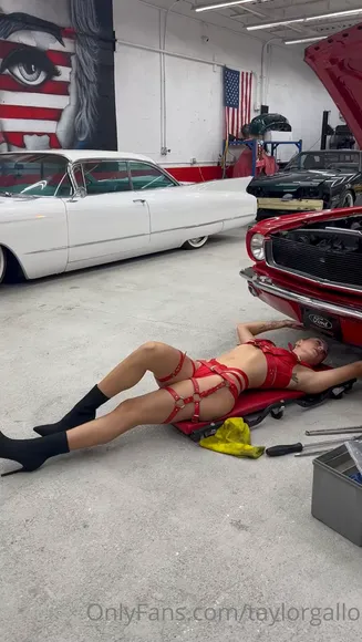 Taylorgallo Red Harness Under Car OnlyFans Video Leaked