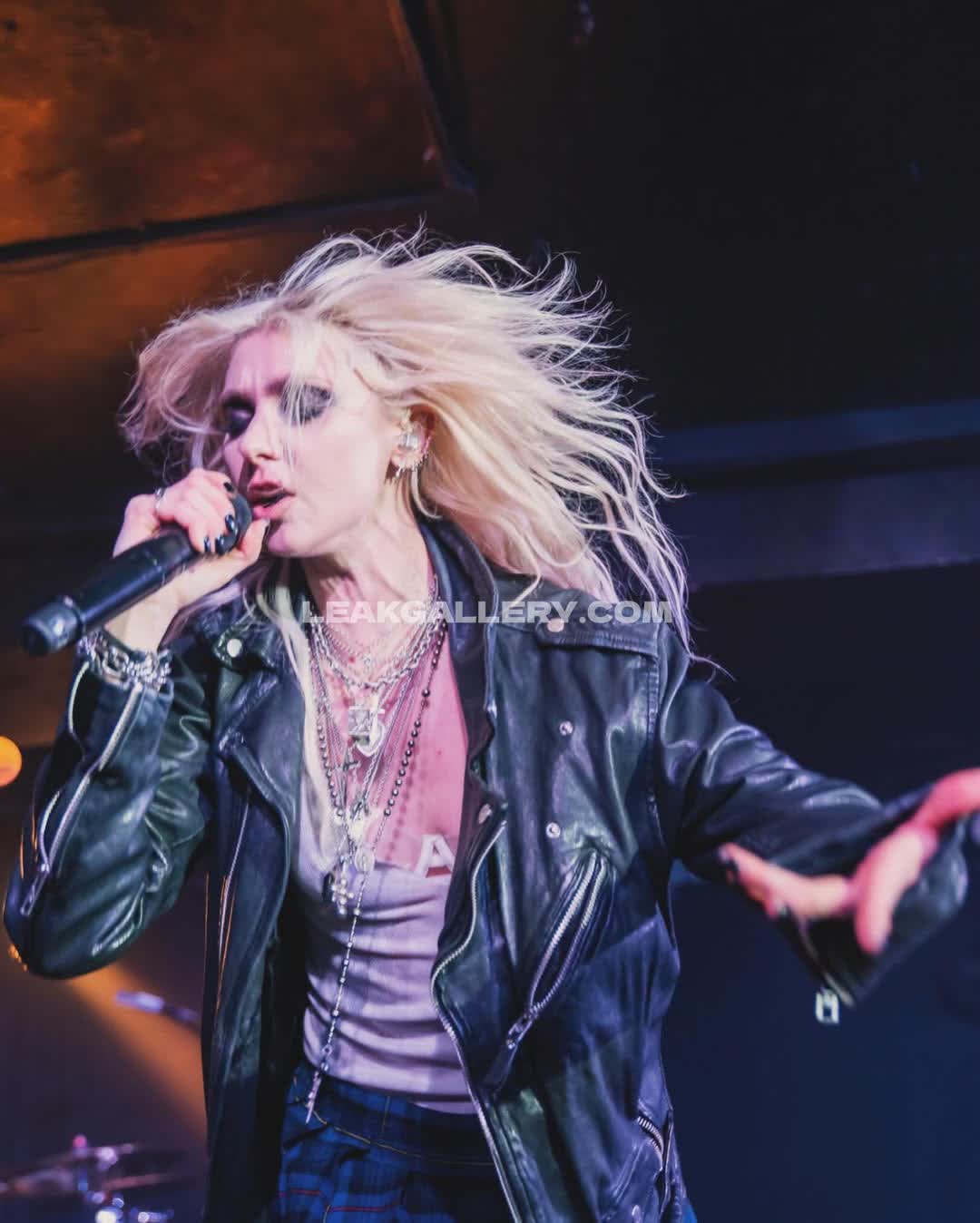 Taylormomsen Exclusive Leaked Nude OnlyFans #12675427