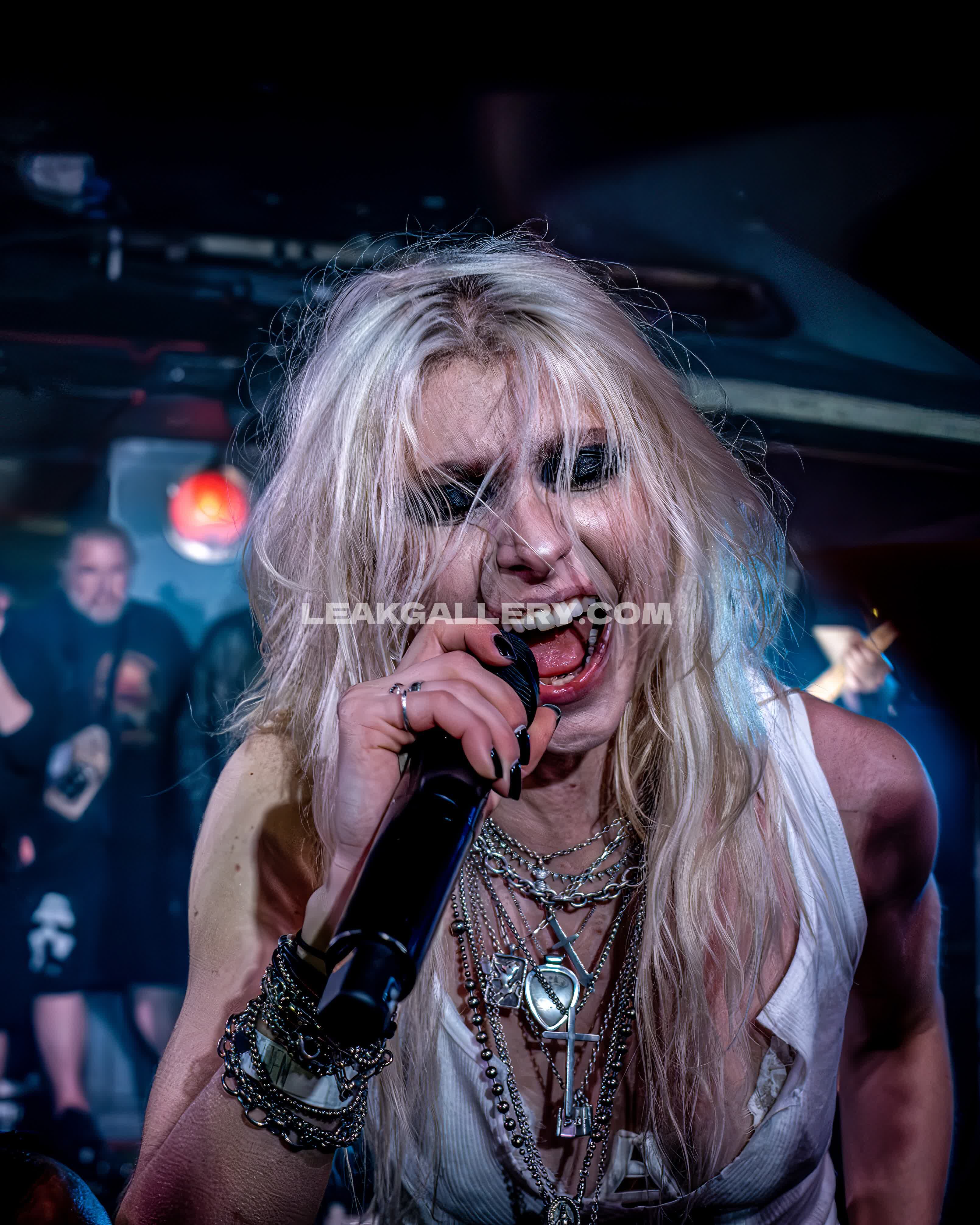 Taylormomsen Exclusive Leaked Nude OnlyFans #12675397