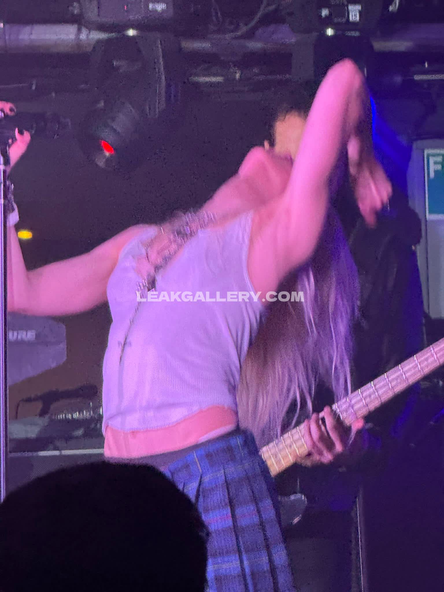 Taylormomsen Exclusive Leaked Nude OnlyFans #12655431