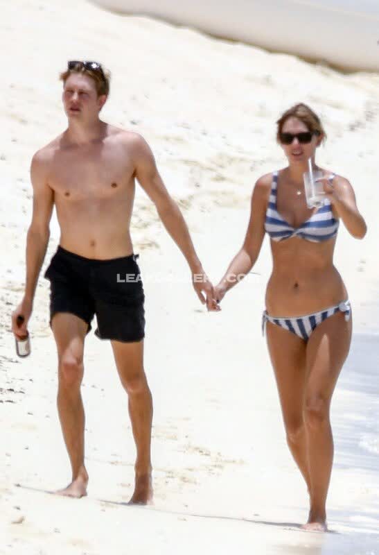 Taylor Swift / Shawtiee / Taylorswift13 / _taylor_swift Exclusive Leaked Nude OnlyFans #13477858