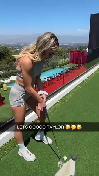 Taylortayhh Golf Club Swing Tease OnlyFans Video Leaked