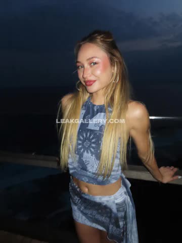Taylortayhh / Taylortayh Exclusive Leaked Nude OnlyFans #14242217