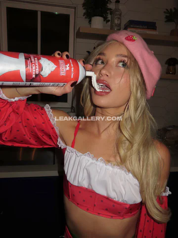 Taylortayhh Red Polka Dot Lingerie OnlyFans Photo Leaked