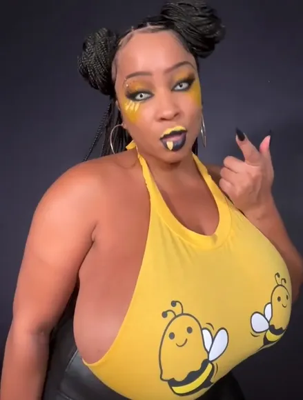 Temptress119 Bee-Themed Top Tease OnlyFans Video Leaked