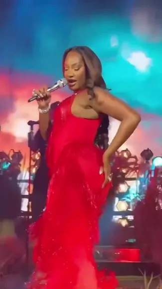 Tems Red Gown Hip Sway OnlyFans Video Leaked