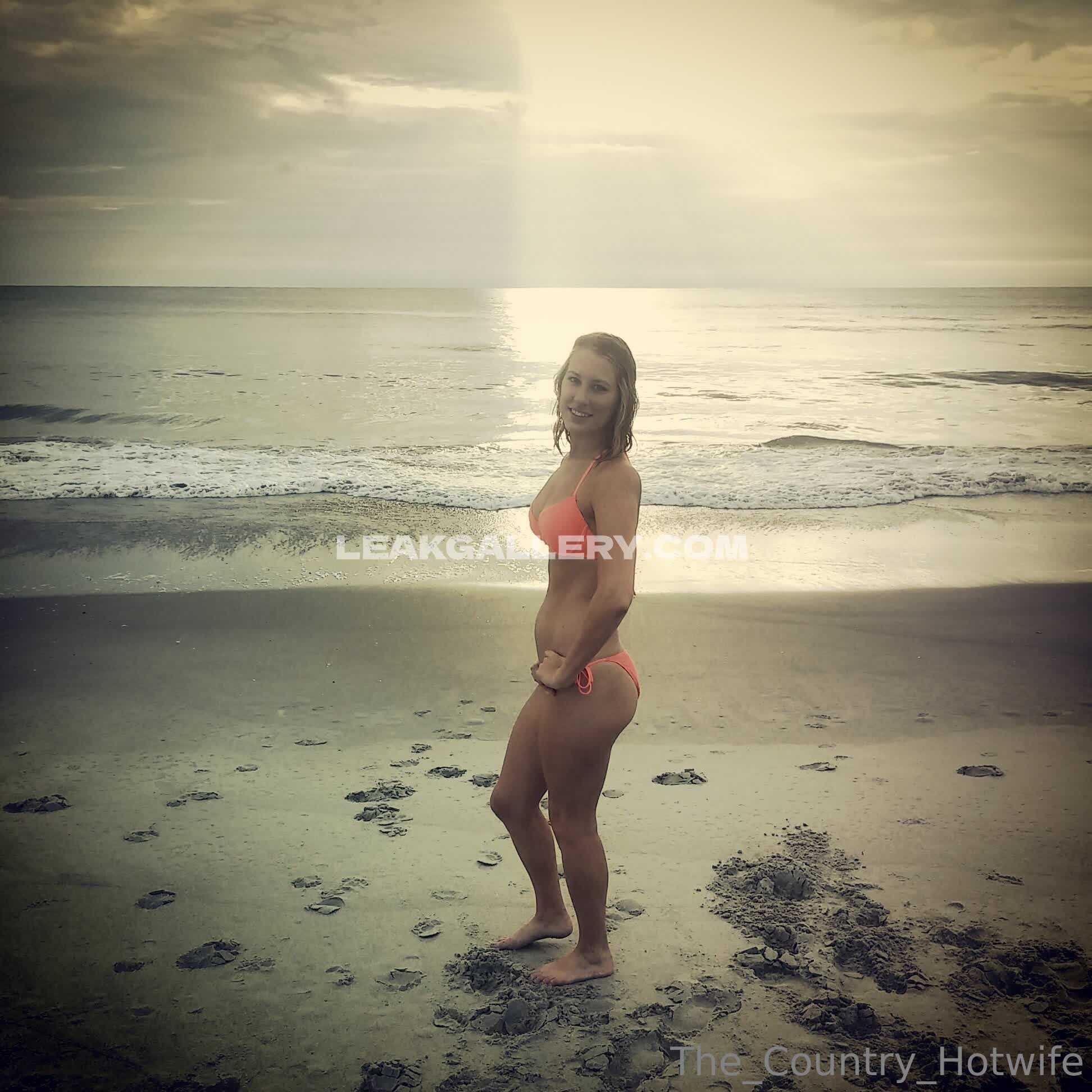 The_country_hotwife Exclusive Leaked Nude OnlyFans #13388334
