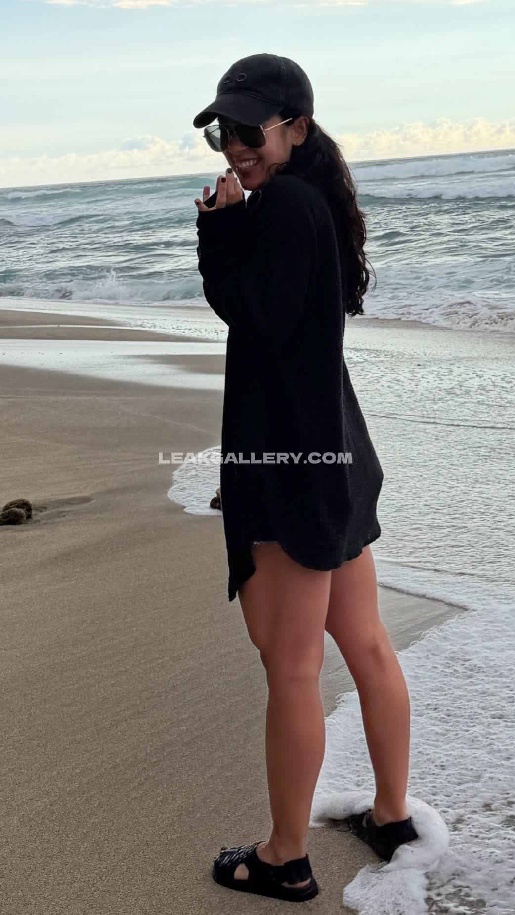 Theajmendez Exclusive Leaked Nude OnlyFans #12966916