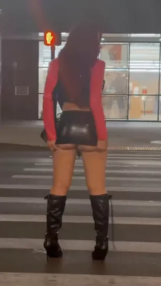 Thebrielee Thong Under Leather Shorts OnlyFans Video Leaked