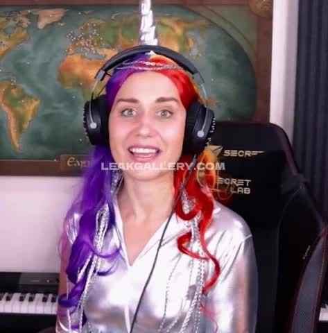 Thecharismaticvoice Exclusive Leaked Nude OnlyFans #14658173
