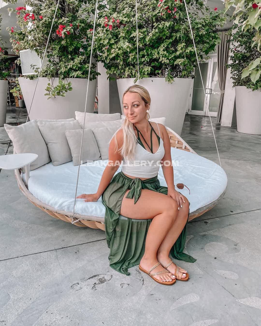 Thecourtneynielson Exclusive Leaked Nude OnlyFans #12935463