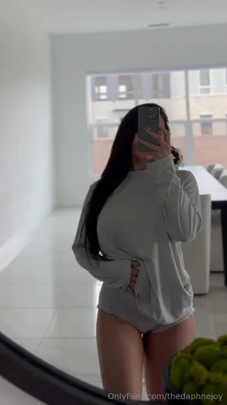 Thedaphnejoy Grey Bodysuit Tease OnlyFans Video Leaked