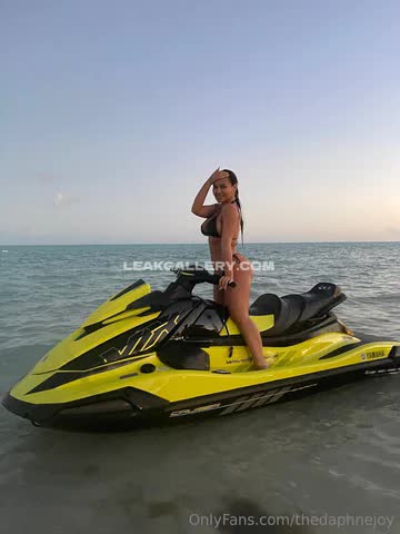 Thedaphnejoy ภาพหลุดนู้ด OnlyFans สุดเอ็กซ์คลูซีฟ #14437149