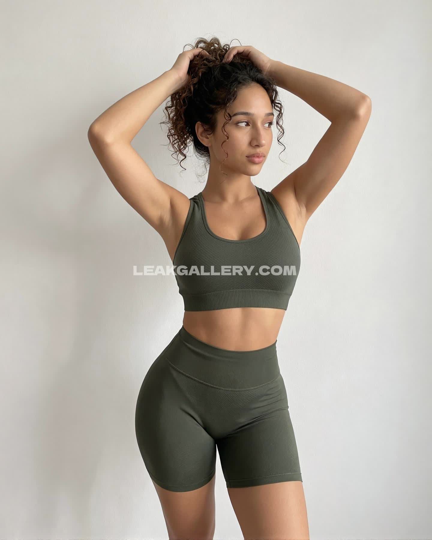Theelaranoelle Exclusive Leaked Nude OnlyFans #13255387