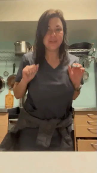 Themisskitty Scrubs Tease Dance OnlyFans Video Leaked