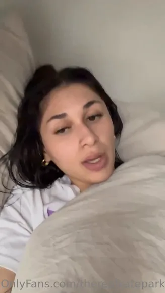 Therealkateparker Tattooed Arm Tease OnlyFans Video Leaked