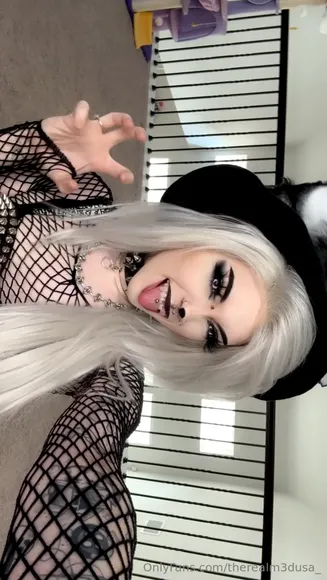 Therealm3dusa_ Fishnet Bodysuit Tease OnlyFans Video Leaked