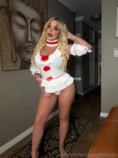 Theskylarvox Exclusive Leaked Nude OnlyFans #14629484
