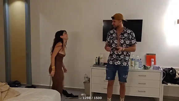 Thewildlatina Backless Dress Tease OnlyFans Video Leaked