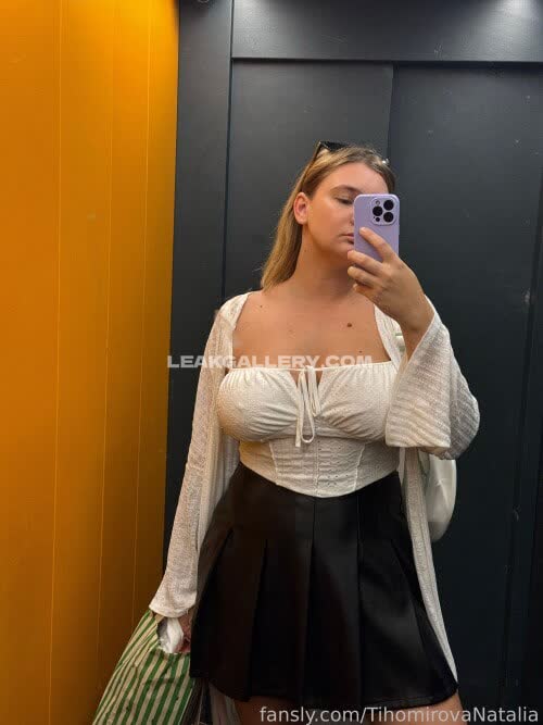Tihomirovanatalia White Top With Black Skirt OnlyFans Photo Leaked
