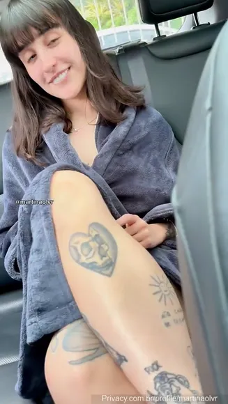 Tinaolvr Naked Pussy Play In Car OnlyFans Video Leaked