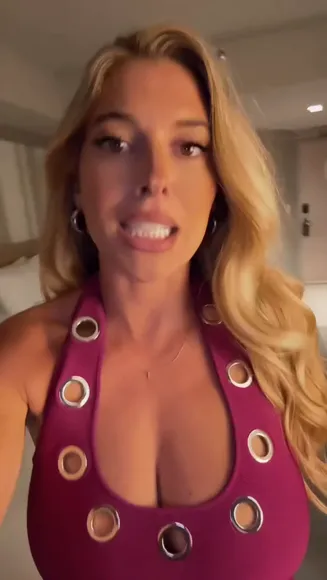 Tmathsports Deep V Bodysuit Tease OnlyFans Video Leaked