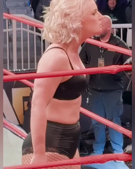Tonistorm_ Black Bra And Fishnets OnlyFans Video Leaked