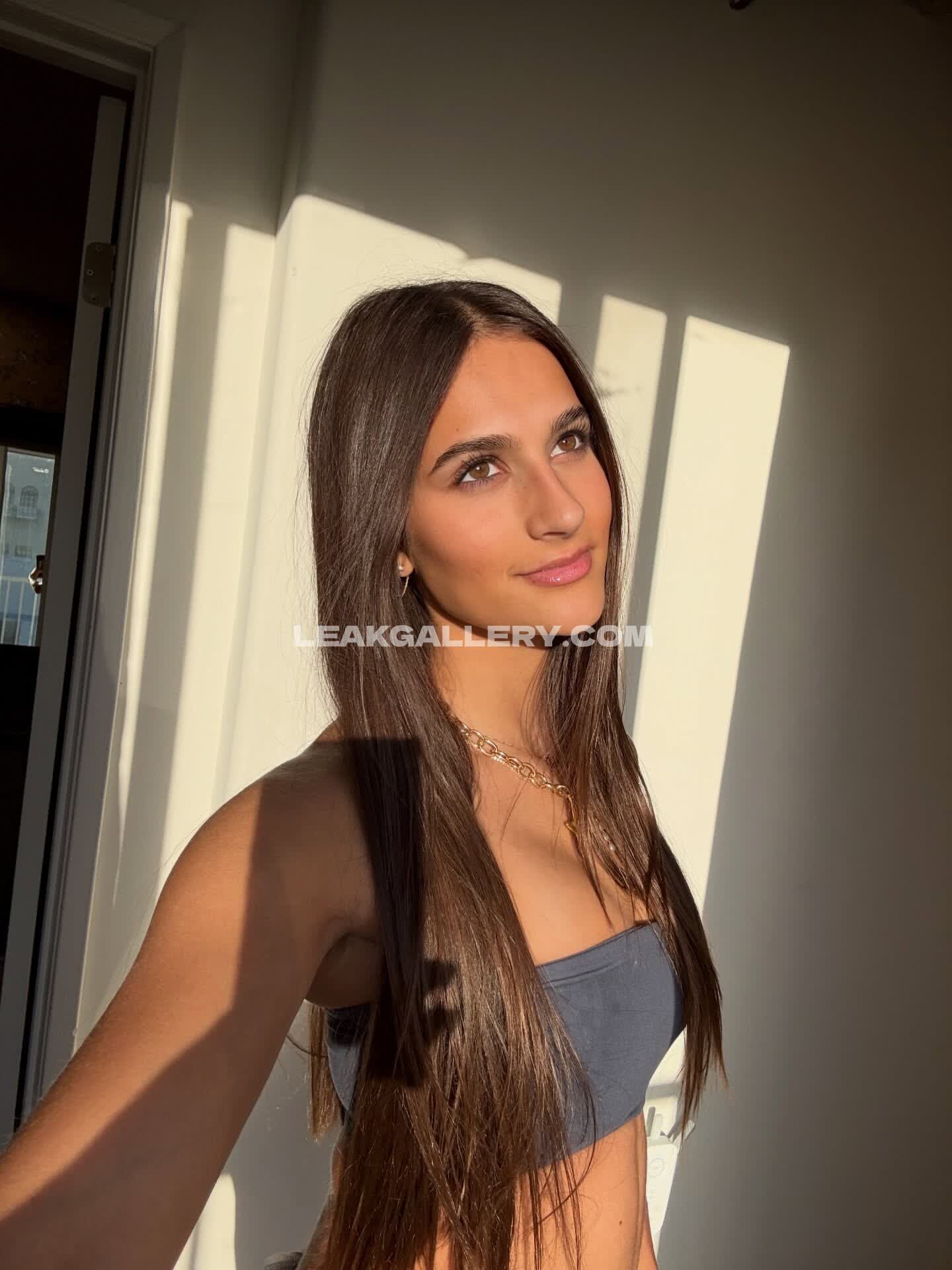 Trinwebbb Exclusive Leaked Nude OnlyFans #12643379