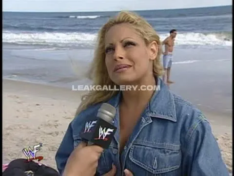 trishstratuscom