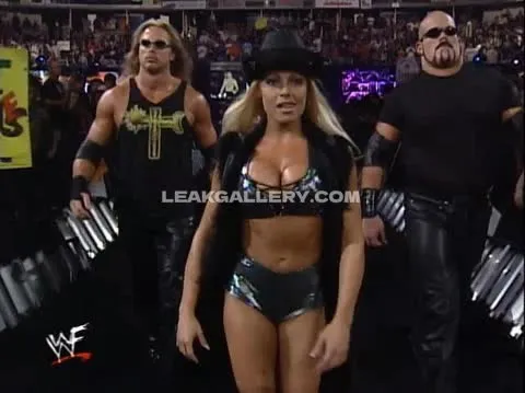 trishstratuscom