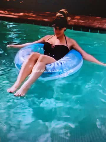Trishstratuscom Exclusive Leaked Nude OnlyFans #14843681