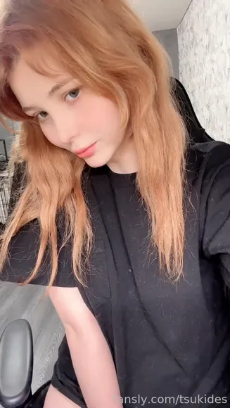 Tsukides Black Tee Thigh Tease OnlyFans Video Leaked