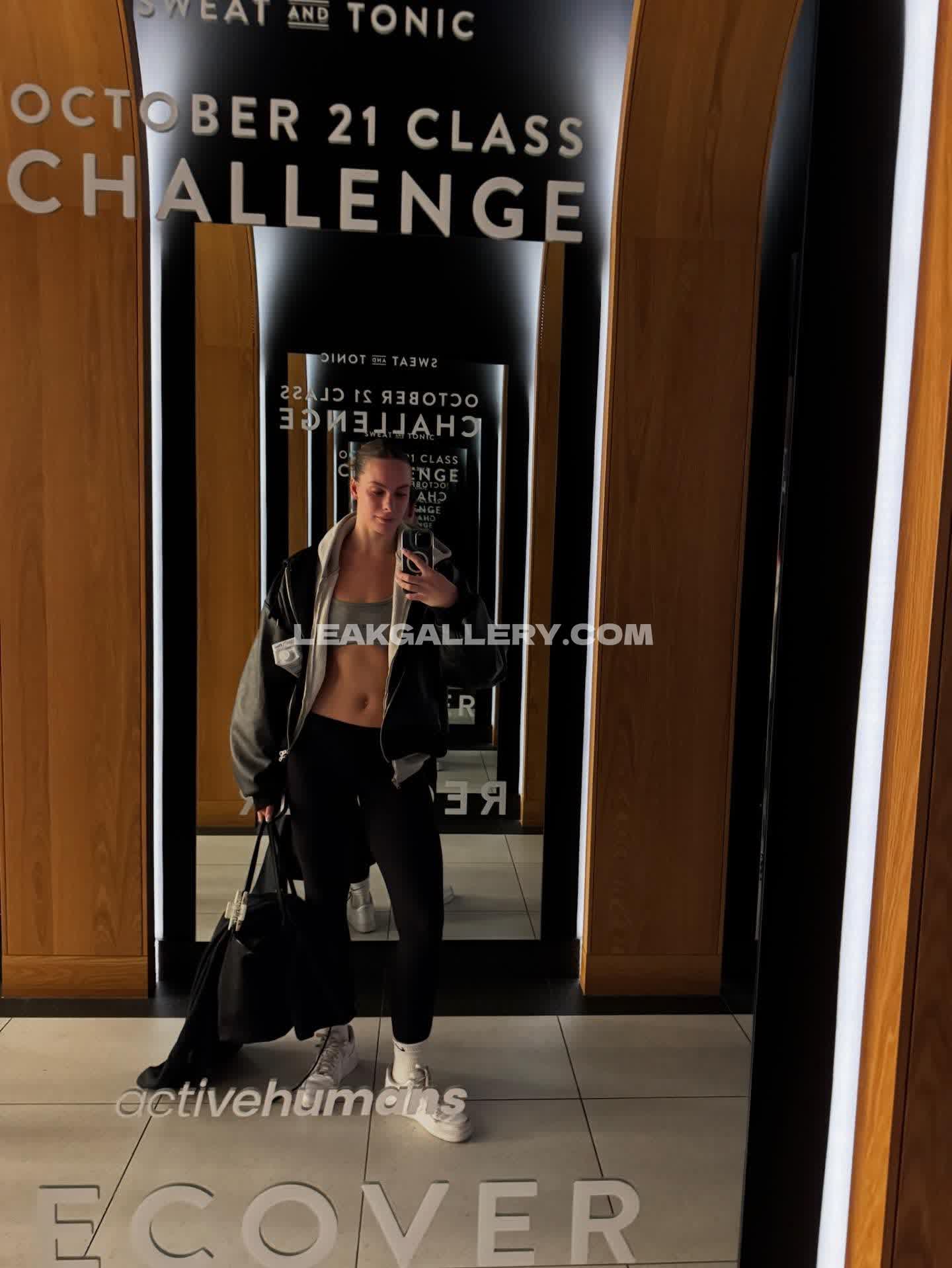Typicalpen OnlyFans Nudi in Esclusiva Trapela #12617289