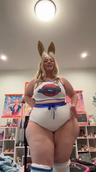 Udderlyadorable Bunny Costume Twerking OnlyFans Video Leaked